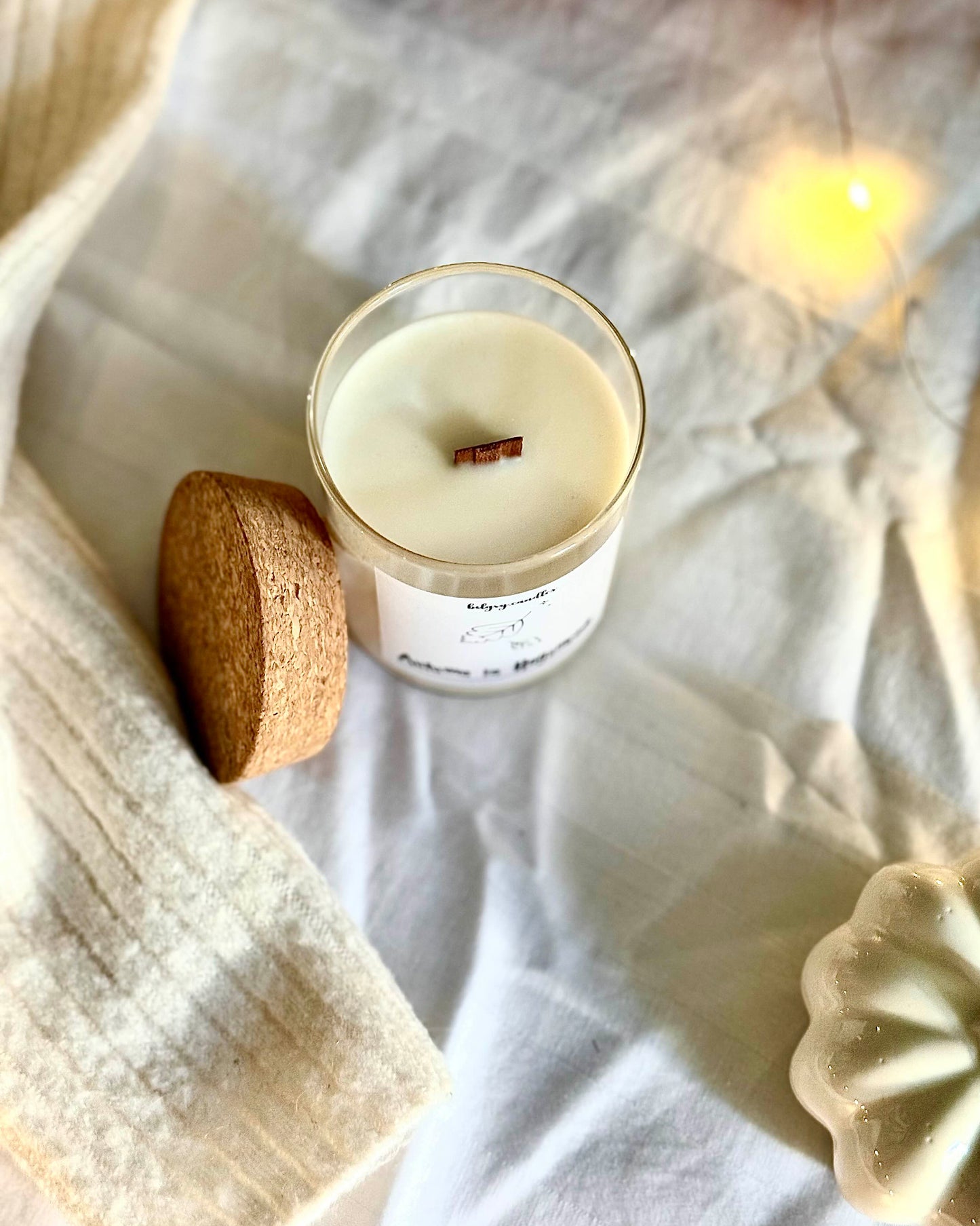 AUTUMN IN HOGSMEADE - candle based on the movie "Harry Potter"
